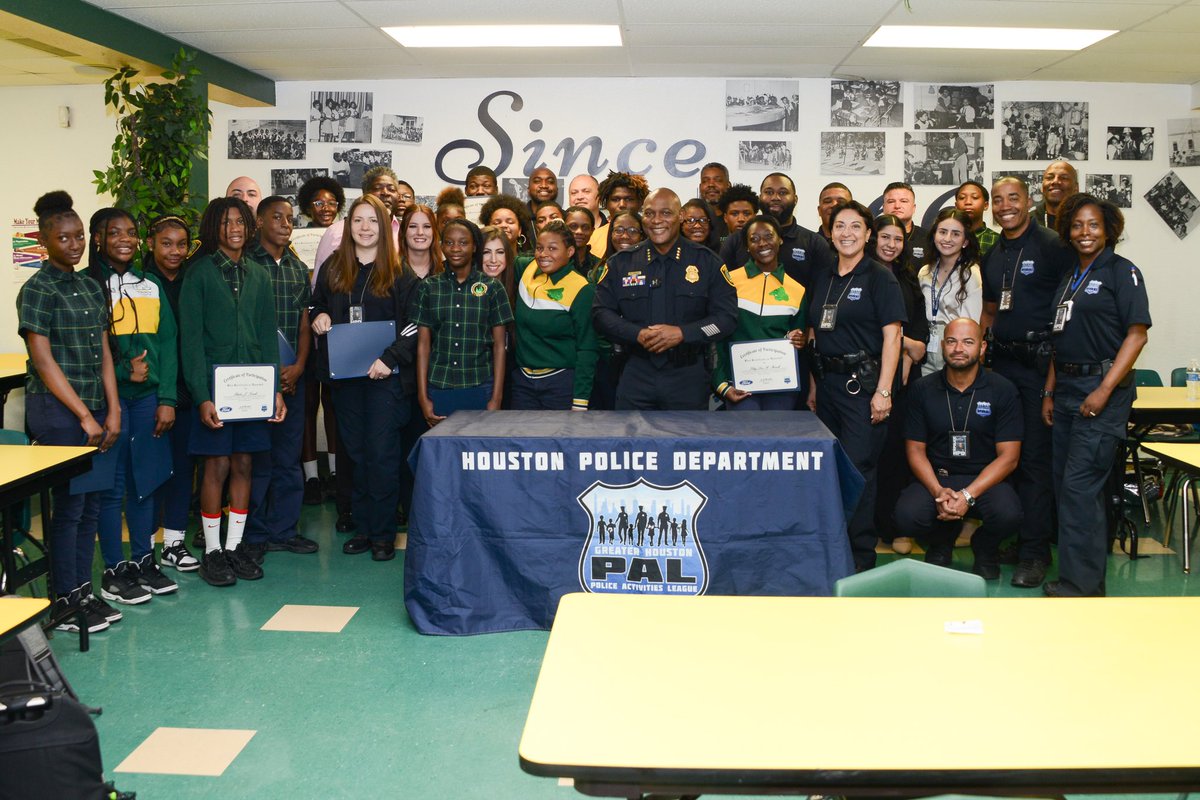 Houston Police tweet media