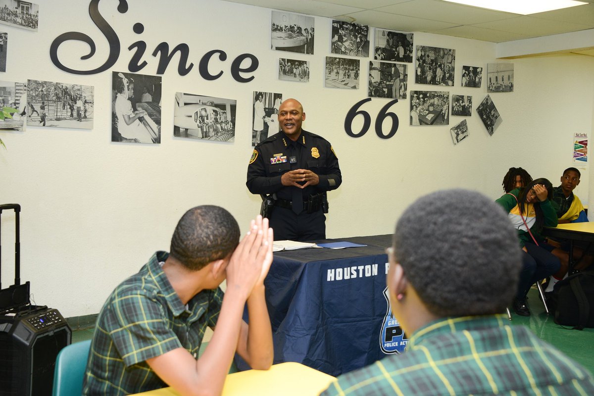 Houston Police tweet media