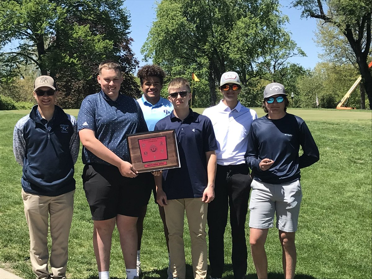 Northmen_Golf's tweet photo. For the first time in school history, the Oak Park men’s golf team won the red conference championship. Cabot May (jr) was tourney champ with a 83 at Molia CC. @NKCS_AD @Northmen_OPHS @N2SportsOakPark @Northmen_Cval @NKCSchools https://t.co/1JQQJoXCy5