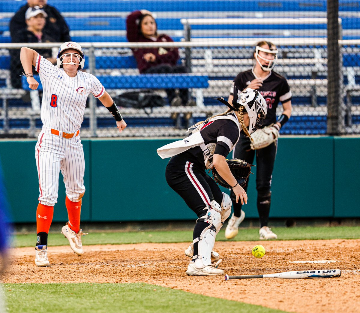 UTAMavsSB's tweet photo. ✨ The 𝗕𝗘𝗦𝗧 of #8, Jadyn Erickson ✨

We 🫶🏼 you!!!

#BuckEm🐎 | @jadyn_erickson8 https://t.co/5oXW4BfmUn