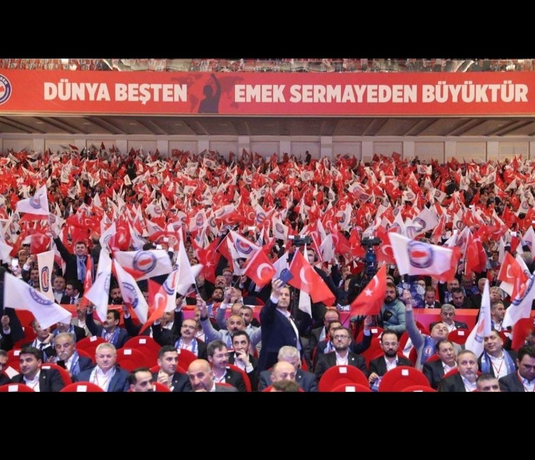 DrAhmetGok's tweet photo. 1 Mayıs'ı da anlamlı bir şekilde kutladığımız Memur-Sen 7. Olağan Genel Kurulumuzu Cumhurbaşkanımız Sayın Recep Tayyip Erdoğan beyefendinin teşrifleriyle gerçekleştirdik.
Güven tazeleyen Genel Başkanımız Sayın Ali Yalçın beyefendiye Memur-Sen Genel Merkez Yönetim Kurulunda şahsıma Genel Başkan yardımcılığı görevini tevdi edişinden dolayı teşekkür ediyor, ömür boyu başarı ve mutluluklar diliyorum. 
Rabbim bizi kendi yolundan ayırmasın ve iki cihanda da mahçup eylemesin inşallah...