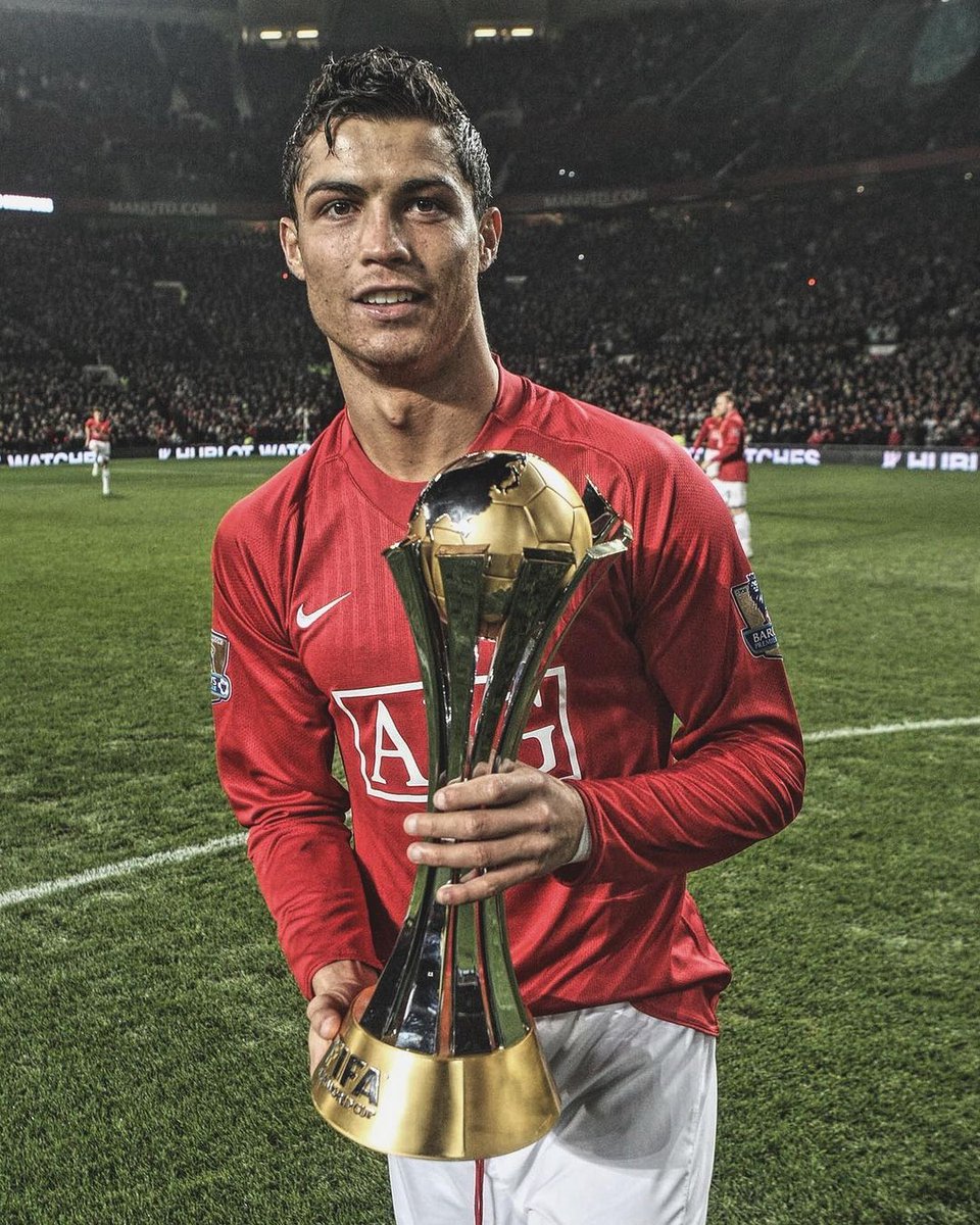 CR7Brasil's tweet photo. 🔙 https://t.co/nBe53vElQY