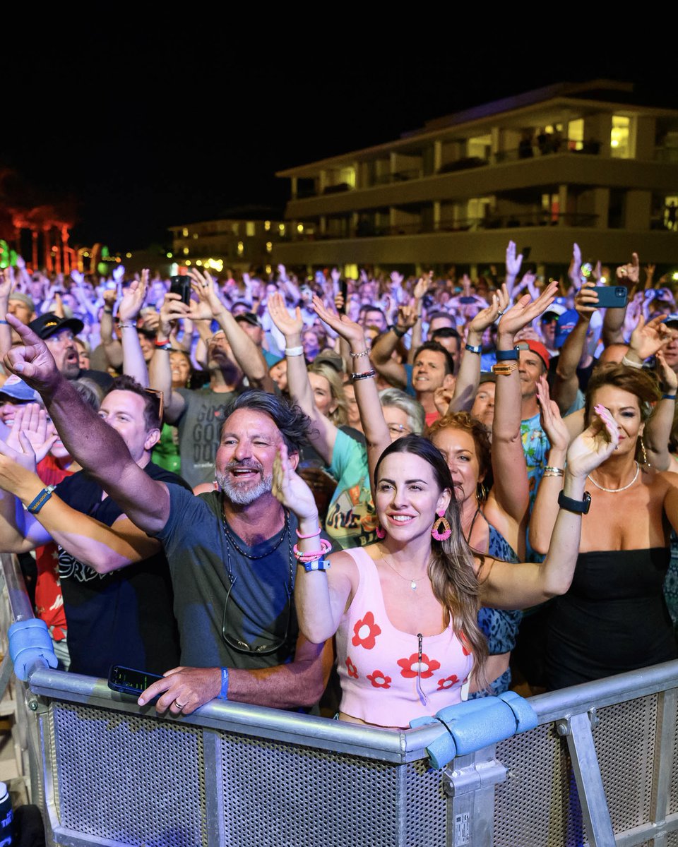 HootieFest: The Big Splash tweet media