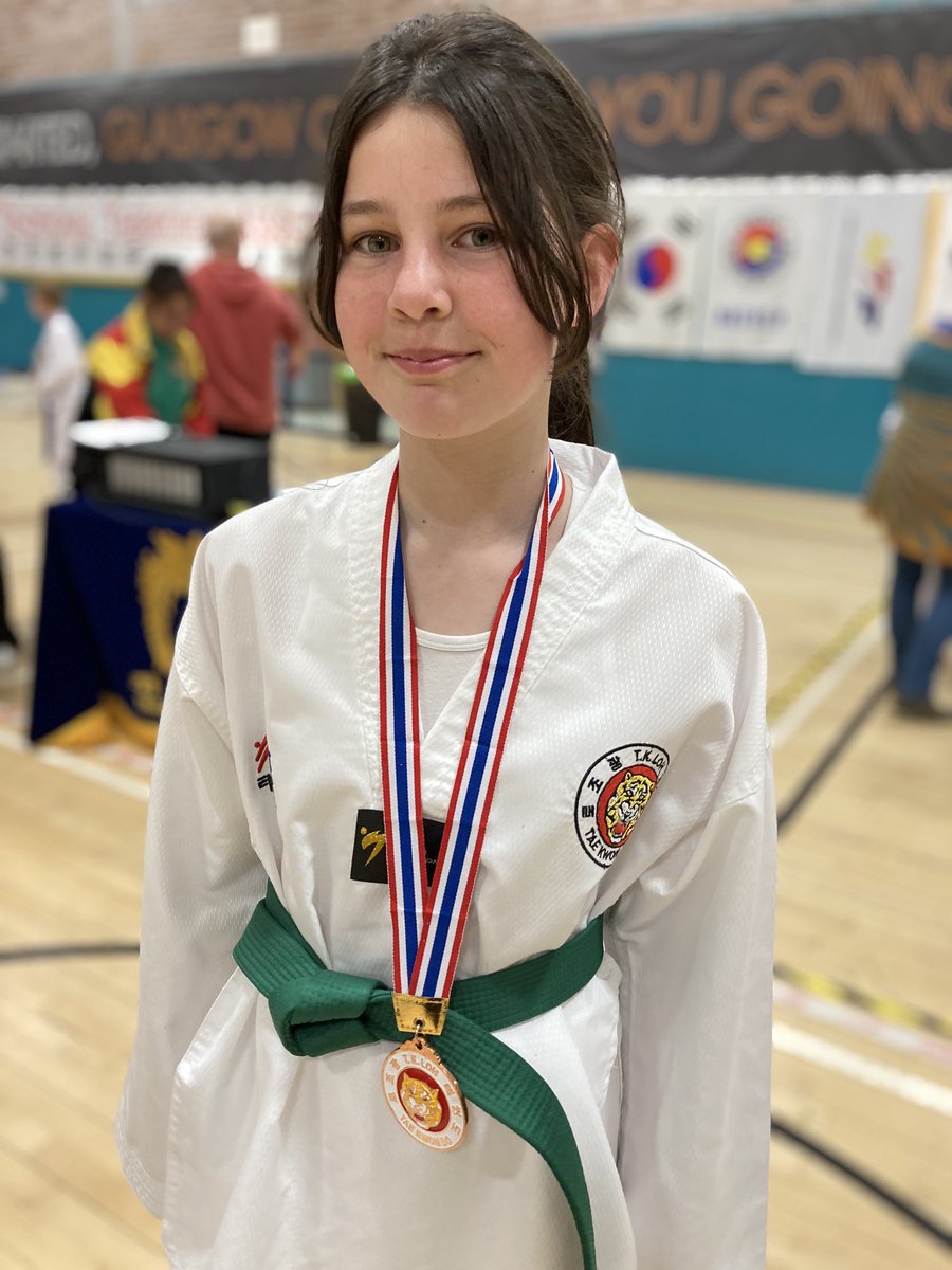 Odette_Morrison's tweet photo. ⁦@MrsMasonP7⁩ - Ellis won a Bronze Medal at the TKD TTA British Championships 👏🏻👏🏻👏🏻 https://t.co/36GXVpTMzW