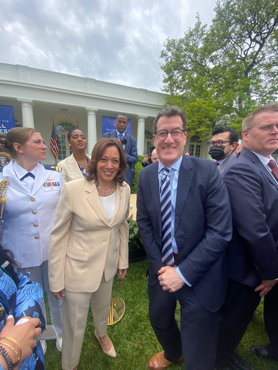 LISC_Policy's tweet photo. We were honored to attend & hear from @POTUS + @VP + @SBAIsabel on the release of a new #SmallBusiness Report highlighting the inclusive approaches of @SBAGov! @LISC_HQ is proud to be part of the #CommunityNavigator Pilot Program mentioned in the report. https://t.co/lDeguXijHj https://t.co/DMBqbvzRsE