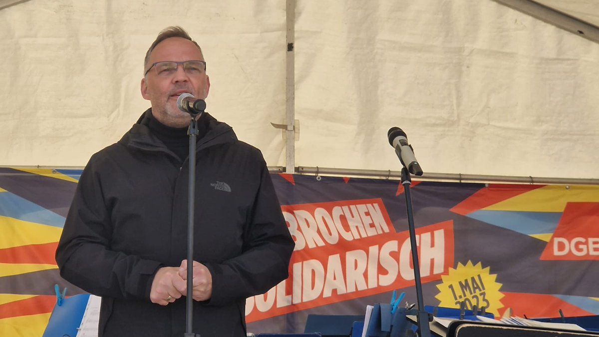 HronR's tweet photo. (2) DGB #1ErsterMai Positives Fazit: „Wir haben #UngebrochenSolidarisch einen erfolgreichen Tag der Arbeit gestaltet. Er ist wie erhofft zum Ausdruck des gestiegenen Bewusstseins geworden. Sachsen muss Tarifland werden.  #1Mai  #Chemnitz #Zwickau #Freiberg #Erzgebirge #Vogtland https://t.co/mO6HxXKCar