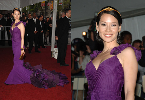 Time for our annual #MetGala tweet in which #LucyLiu triumphs in purple #ZacPosen. Oh, to see her on this carpet again!
