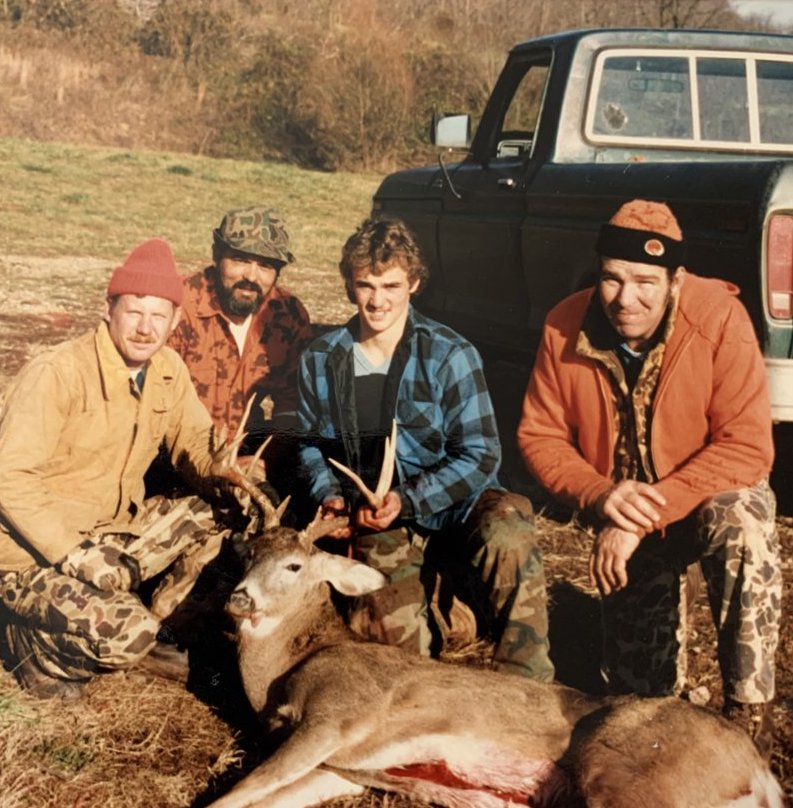 What’s your favorite pattern?  Article: cameroninthewild Photo Credit: User Spencier on The Ohio Outdoors 

#camo #venku #huntingcamo #sitka #mosseyoak #realtree #firstlight #kuiu #forlough #dsg #prois #nomad #bottomland #redflannelhunting #getoutside #fueledbynature