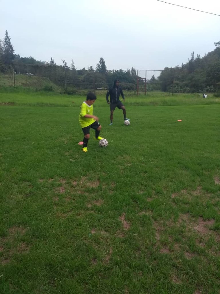 InzukiFootball1's tweet photo. ⚽️🐝 https://t.co/4lUKftko0b