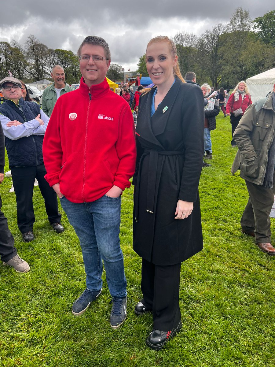 Alun_Lewis1's tweet photo. Fantastic May Day festival at Townley Park today. @AngelaRayner's speech was so moving, I found myself welling up! Please vote Labour to make sure she is part of the next government. https://t.co/rwvgSMEk7s