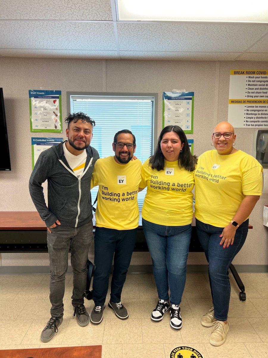 BachmanLakeFC's tweet photo. Last Friday, @EY_US joined us for #EYConnectDay to present a digital literacy training for parents. Thank you EY for being a partner of Bachman Lake Together!
#digitalliteracy #bachmanlake #dallas #collectiveimpact #digitaldivide https://t.co/39ANVoHBvD