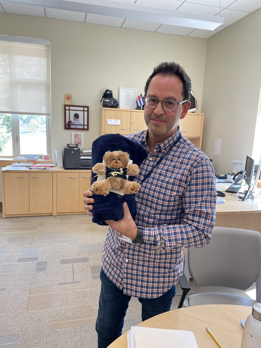 Shout out to Principal Martinez on #NationalPrincipalsDay !!  We are bear-y fortunate to work with such a fun, collaborative and supportive leader. 

  <a href="/lexingtonsuper/">Dr. Julie Hackett</a>