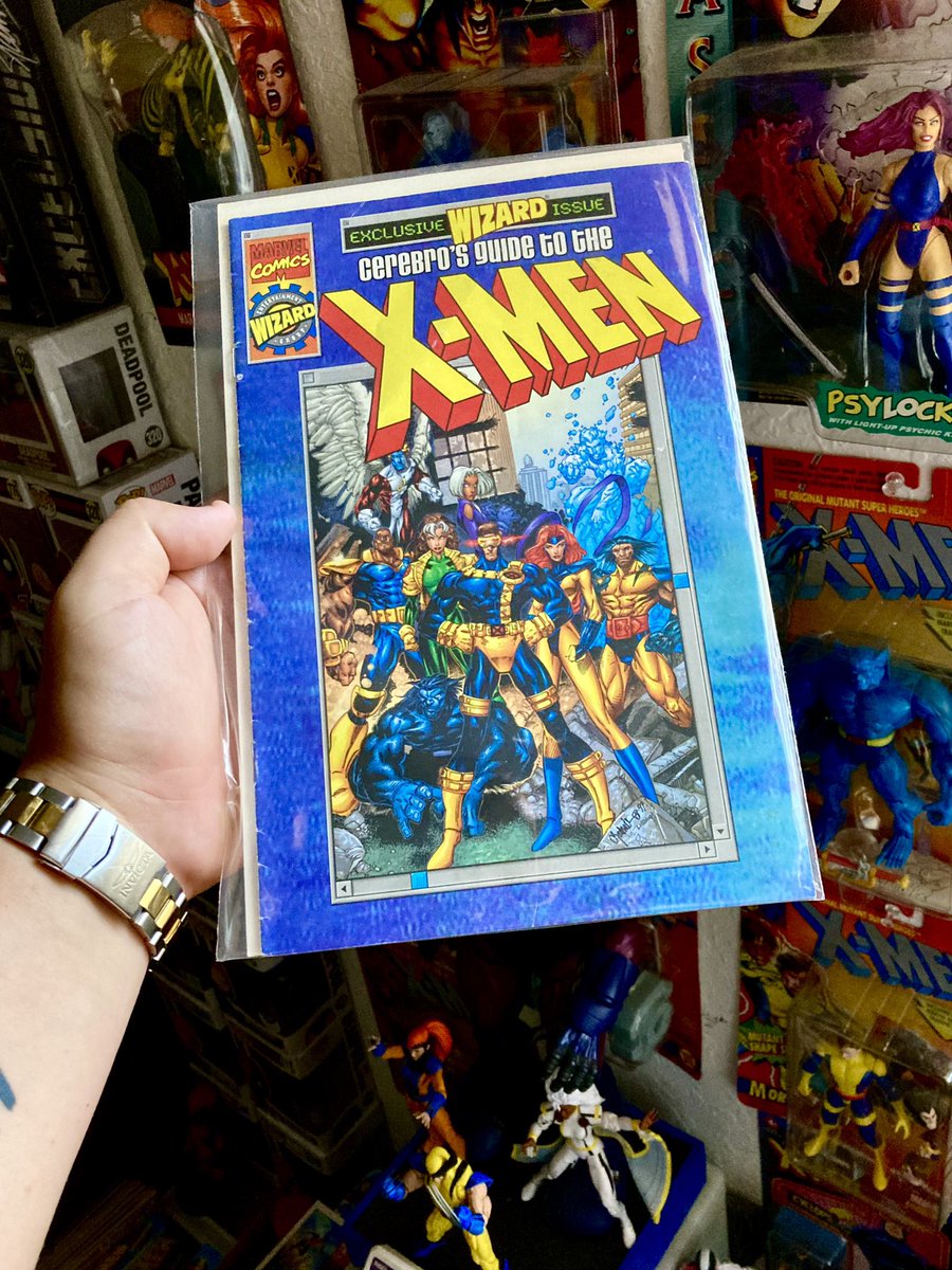 solocommission's tweet image. Today’s Comic Pull,

I love these 90’s #WizardMagazine exclusives. They bring me right back to my childhood. I know it’s not really a “comic book” but I saw it and I had to have it. Sorry, not sorry. 

Wizard was such a huge part of my childhood…

#MarvelComics