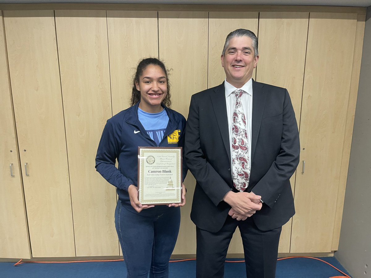 RVC_WBB's tweet photo. Congratulations to Camron Blank on being recognized by the state of Illinois for her continued success. Camron continues to be a positive role model for this community. #RiseUp🦅 https://t.co/3v9ksgYFTw