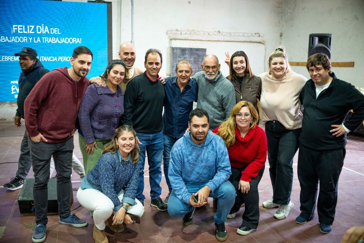 Pablobertea's tweet photo. Gracias a todo mi equipo político y de gestión por acompañar incondicionalmente, por la lealtad y el compromiso de todos los días. https://t.co/qvme9IJ2HA