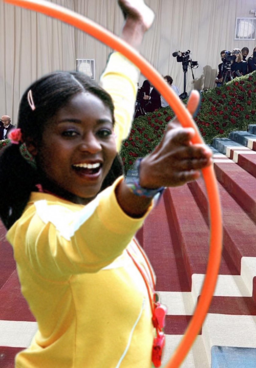 randomstuffxzxz's tweet image. Josie Jump has arrived at the MET Gala