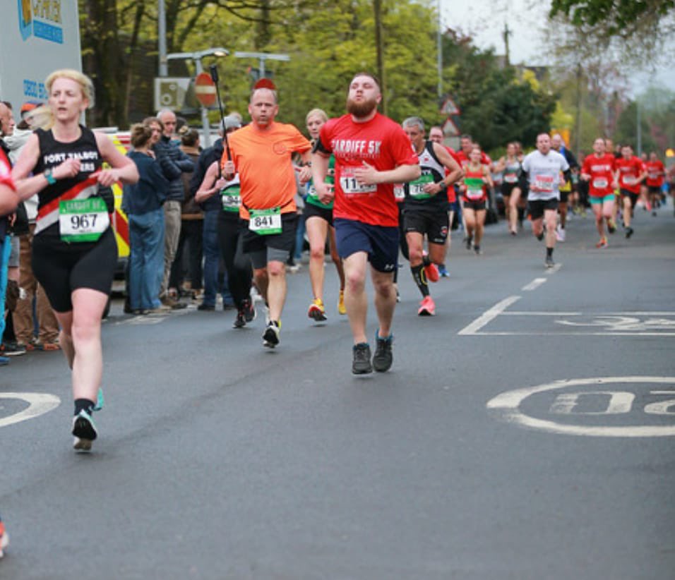 lauramiles86's tweet photo. @Cardiff5K by far the best race I have done so far. It was very well organised and had such an amazing atmosphere. Loved it. Came away with a PB too ☺️🏃♀️@WelshAthletics @PTHarriers #raceforvictory #cardiff #cardiff5k https://t.co/WBjpIrxYUG