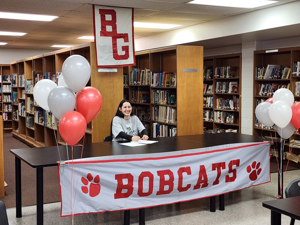 BG_GirlsSoccer's tweet photo. COMMITTED! Congrats to Cece Marovich for committing to @TuWnsSoccer! Good luck Cece! @BGHS_AD @BGSchools @DanBlackBGCS @KBaconBGCS @BGSCSoccer @valentis_soccer https://t.co/ZXJXQI5ZmL