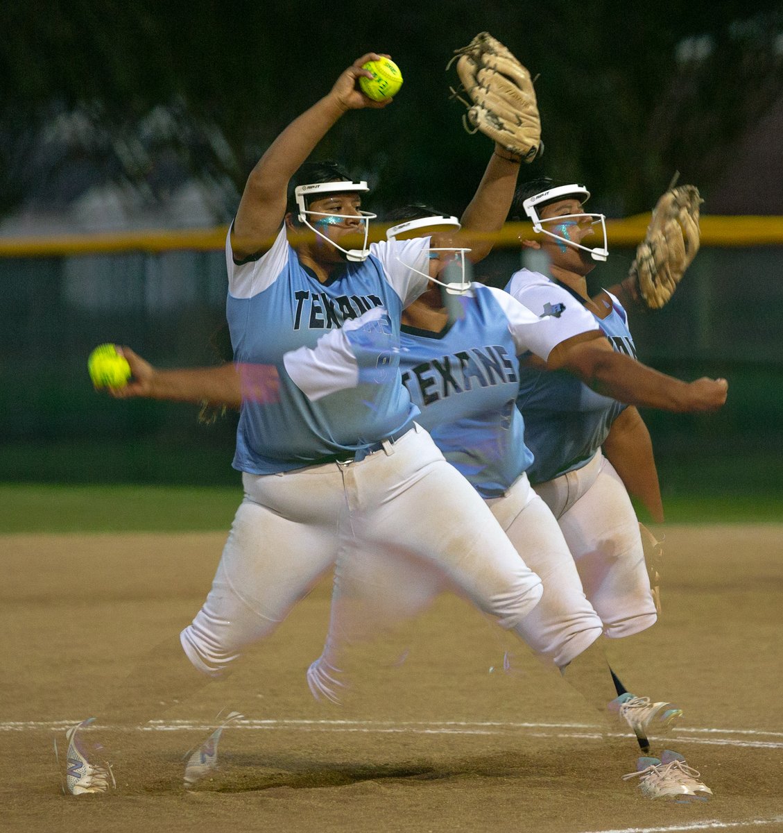 SRHSTancinco's tweet photo. Photos from Senior Night against PHS @SRHSTx_softball 

https://t.co/zOC6s9VZ3M https://t.co/TDiEoZFYiJ