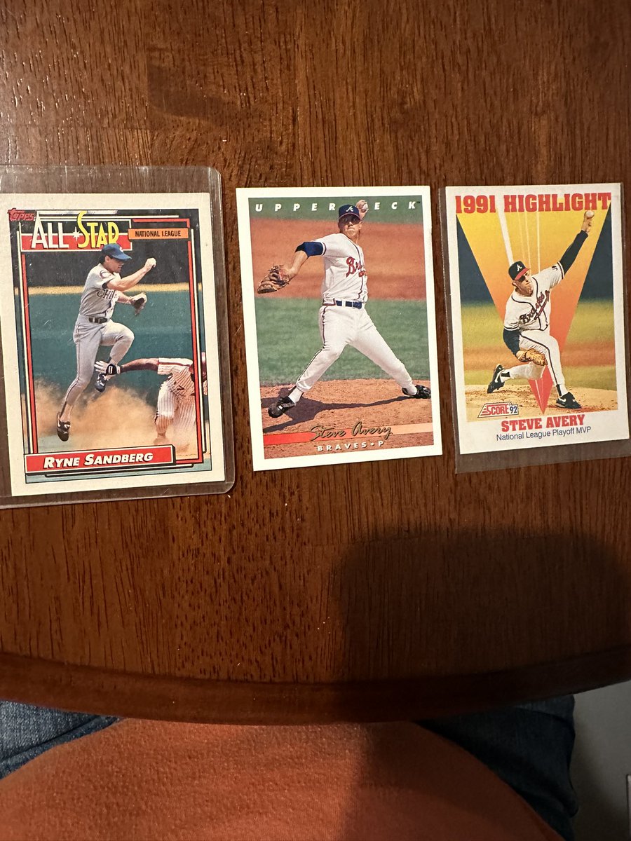 HundoMama's tweet image. Age yourself with one picture @Braves @Cubs #baseballcards #BaseBall