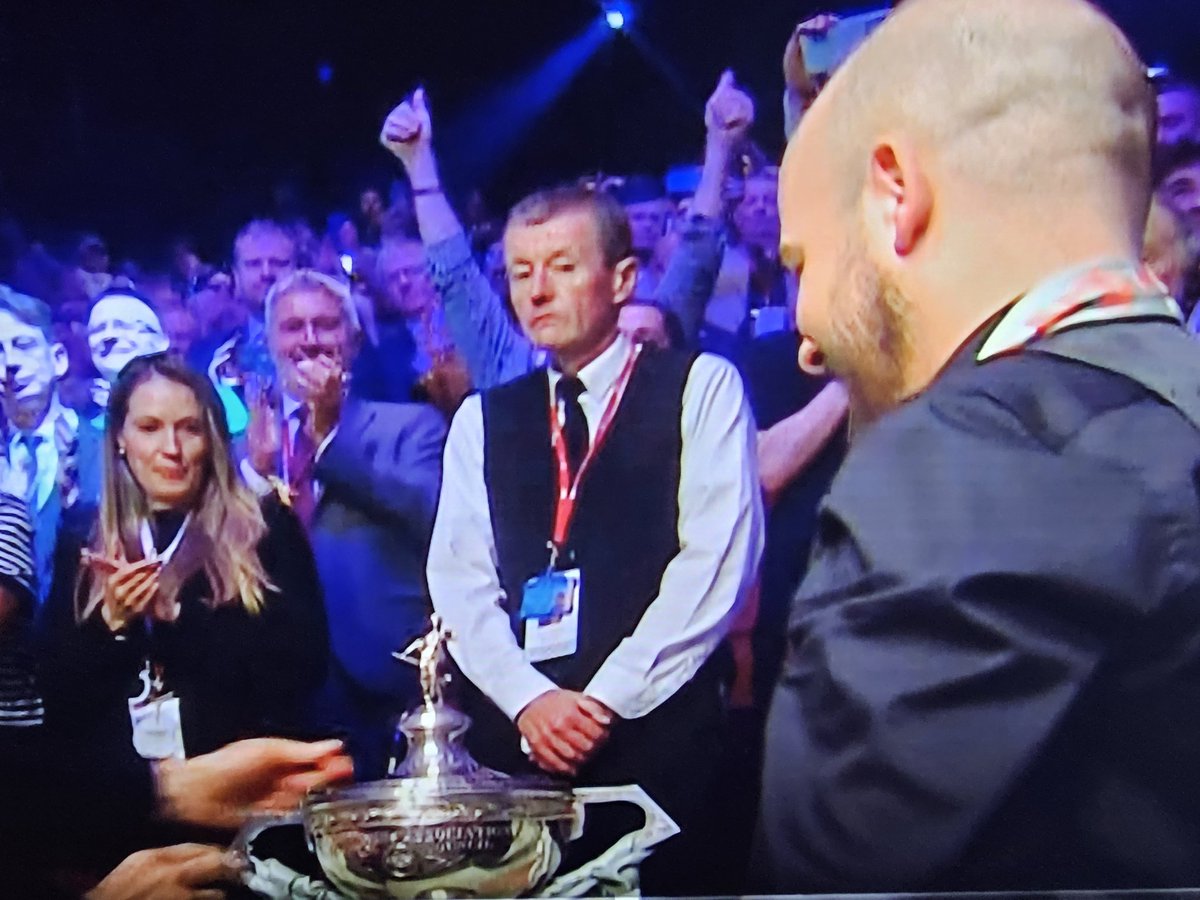 jason_codes's tweet image. Fantastic final.  So good that it looks weirdly like Steve Davis circa 1995 turned up to watch.
#SnookerWorldChampionship2023