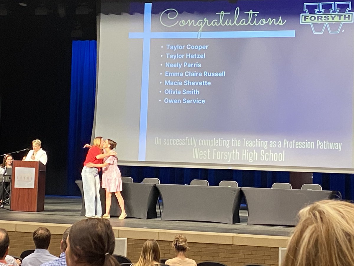 Jennifer Daniel tweet media