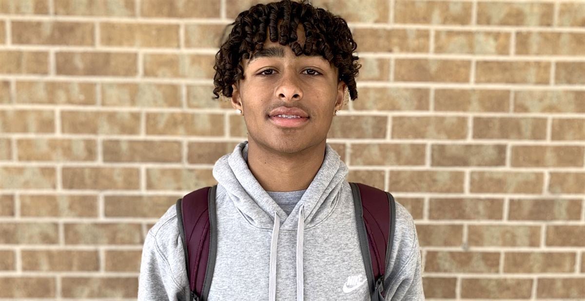 Breaking: Gracen Harris has committed to the #Sooners “When I went down there for football, I told my dad that’s where I could see myself… A week later, I got that baseball offer and that sealed the deal.” 🔗: 247sports.com/college/oklaho…