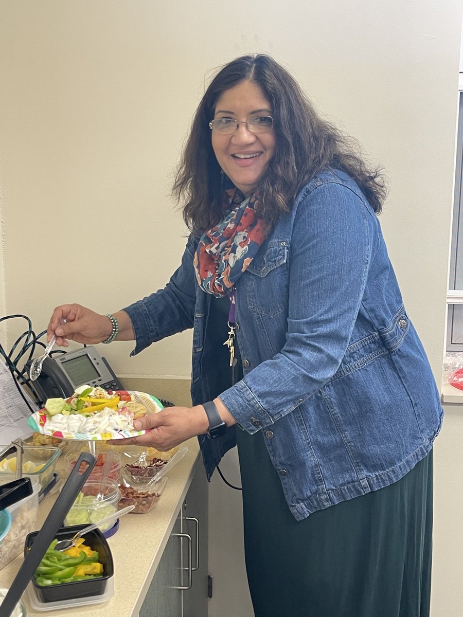 Celebrating ⁦<a href="/dsnarcisse623/">Deanna Narcisse</a>⁩ today. Wildwood is lucky to have her leadership. Happy School Principal Day!! #makeyourmove #middierising ⁦<a href="/Wildwood_Tweets/">Wildwood Elementary</a>⁩