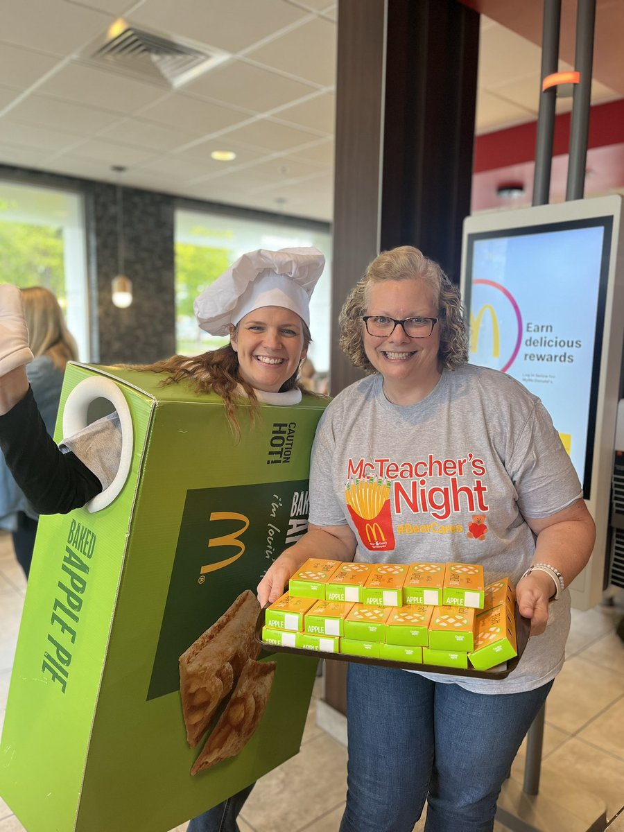 MelzerMLions's tweet image. Come see us at McTeacher Night at McDonalds! 6309 Dempster #mcteachernight