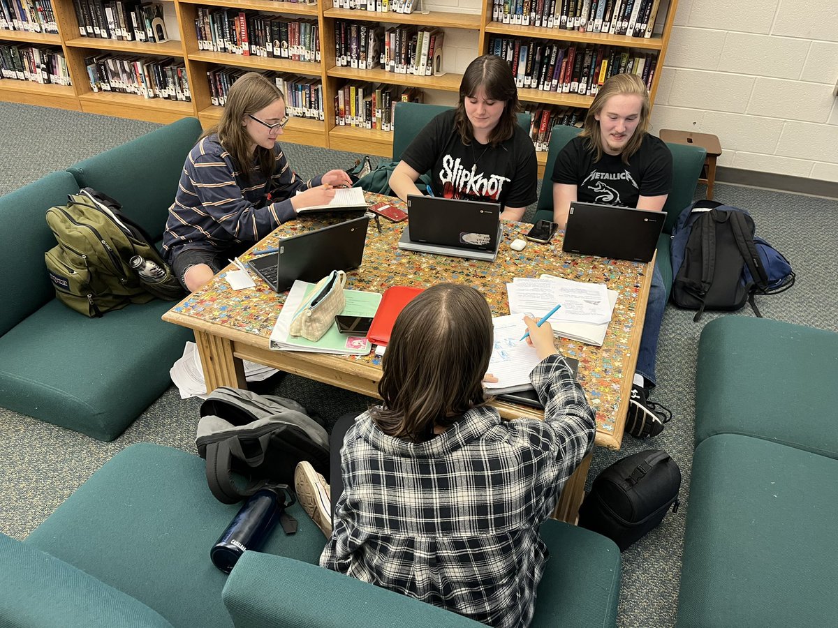 nwhs_media's tweet image. Tonight, we launched AP @ Night, our effort to support students during AP Exams. Over the next two weeks, we will offer extended hours—with snacks—for quiet and group study. Check out the student response! #GCSLibrariesEngage #govikes
