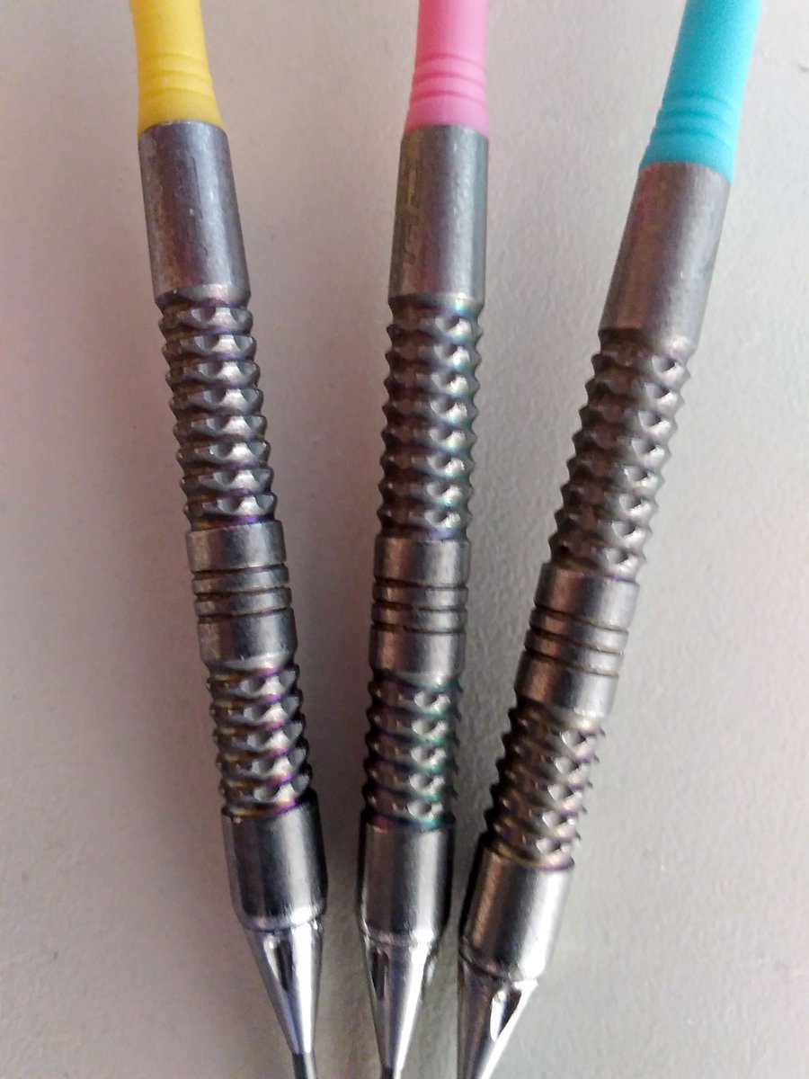 ArkansasDarts's tweet photo. @rkcards1 This is a set of Rainbow Mambas that @DanSisal wore the coating off of, he never tried to remove it. Wish they sold them like that, I think they look great natural. https://t.co/qTwX4CDSb1