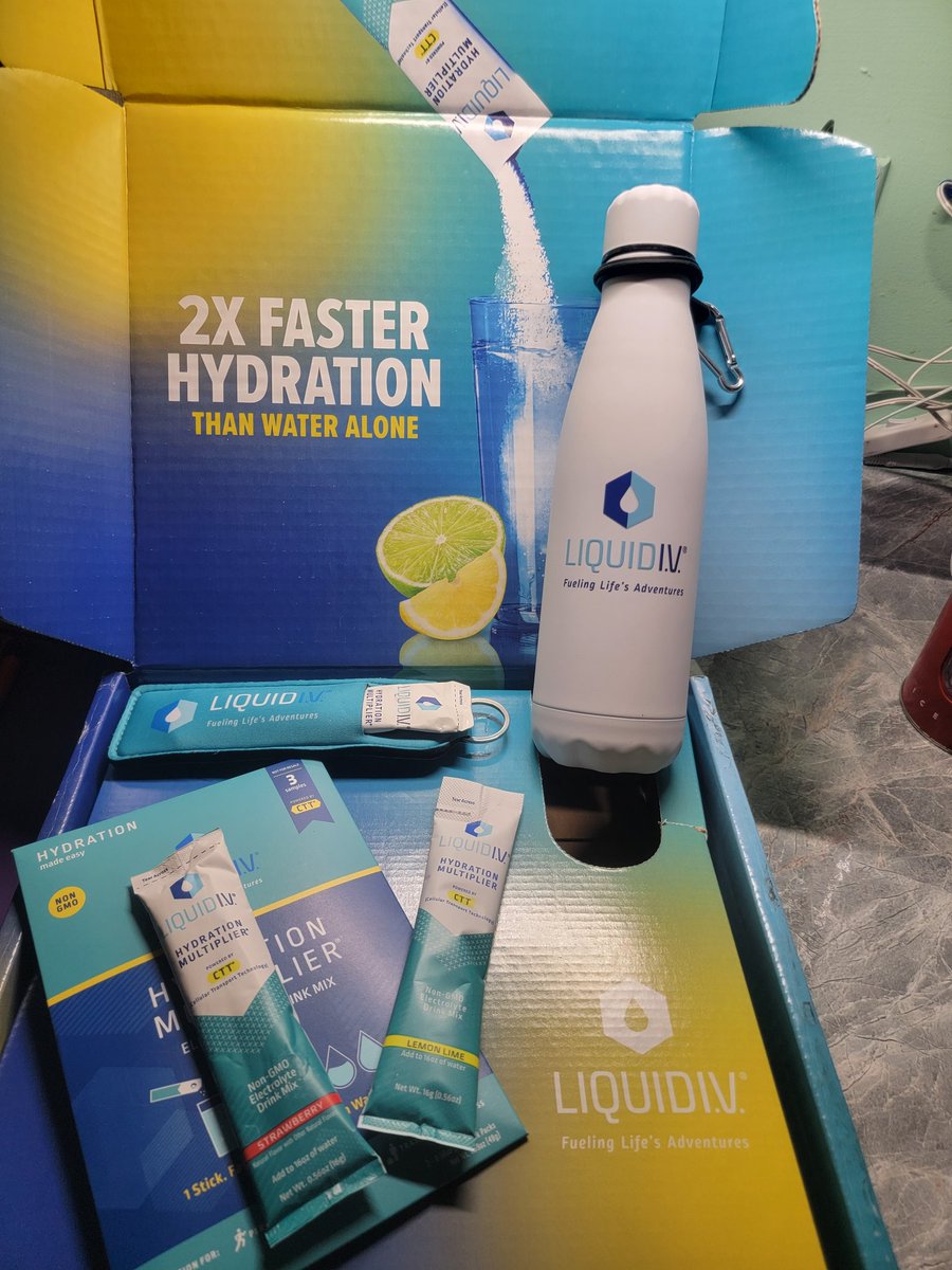 mgmbdf5's tweet image. #Gratsy  love my hydration kit Thank you!
