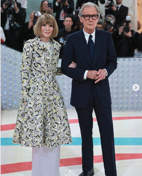 Anna W giving "I'll just add a skirt underneath so it's frum"