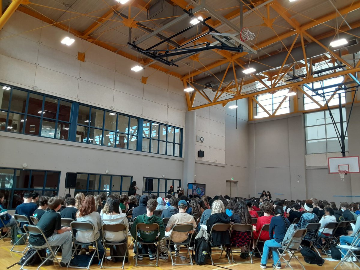 NilangGor's tweet photo. Berkeley High Conference was an excellent event where students presented on impact of meat &amp; dairy industry on climate change, water consumption and deforestation. @allymarkovich @ClimateEquityHH @Ana4SchoolBoard @LauraBabitt @KariHamerschlag @drcrystalheath @dxeverywheresf https://t.co/IeFKWUgp4i