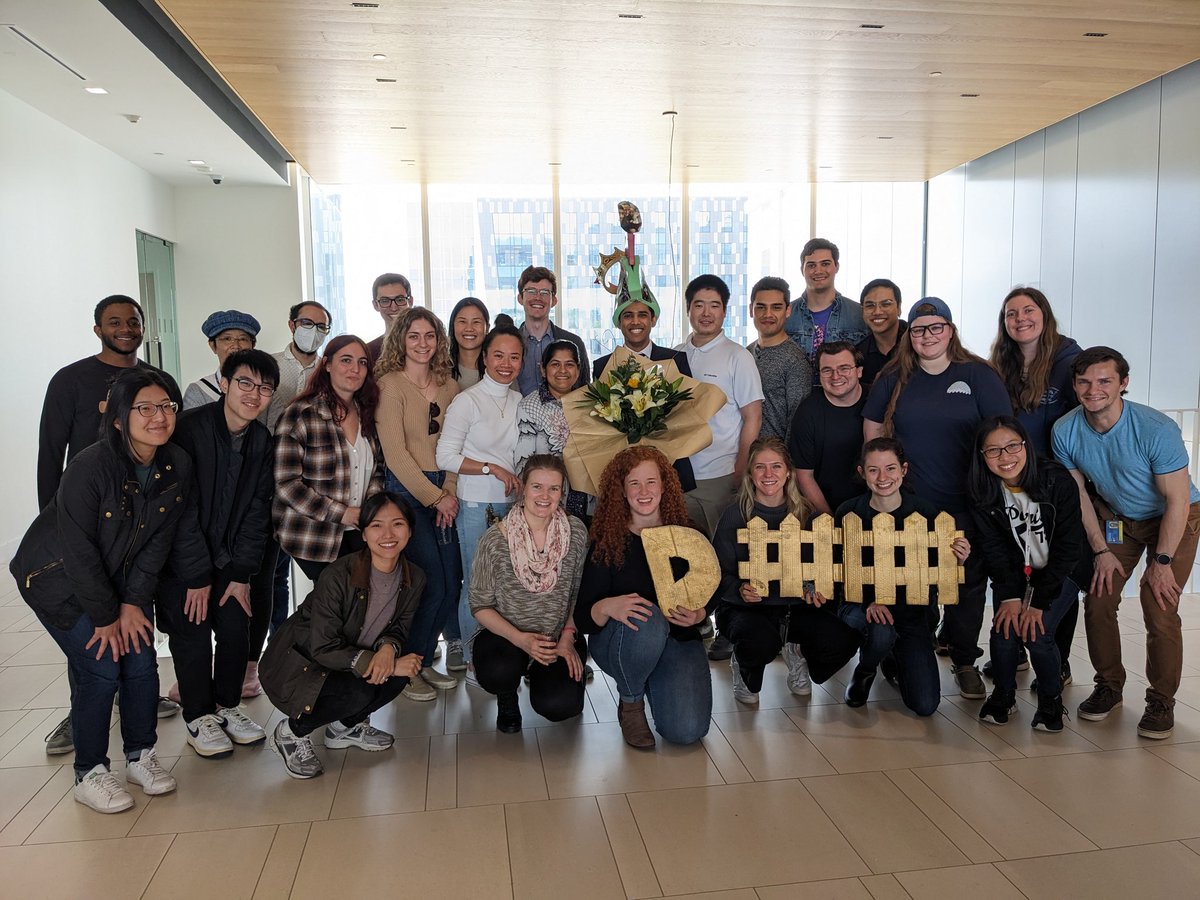 cfromen's tweet image. Introducing @FromenLab PhD #4 - Dr @BombKartik!!💣🎉 Kartik is a @UDChBE student coadvised with @AKloxinGroup and we're excited to share that he's headed next to a position @Merck! Congrats Dr Bomb!