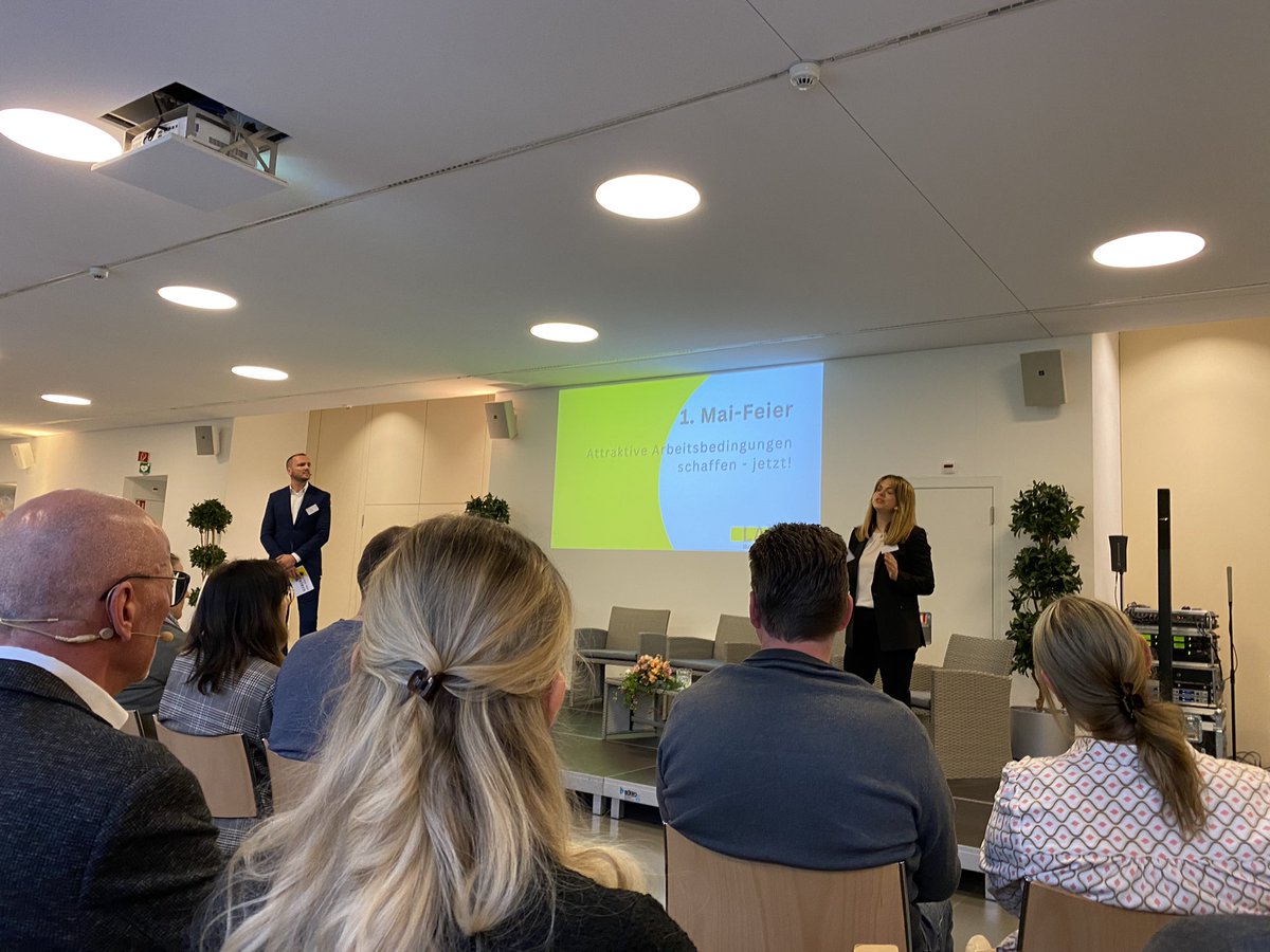 GabrielaBCortes's tweet photo. 🔨Labor day in #Liechtenstein 🏭 This year, the #LANV (Liechtenstein Employees Association) organized a panel with the central theme of the discussion, how to attack the shortage of qualified labor that has worsened in recent years. #LabourDay #union #May1 https://t.co/ROH2podob2