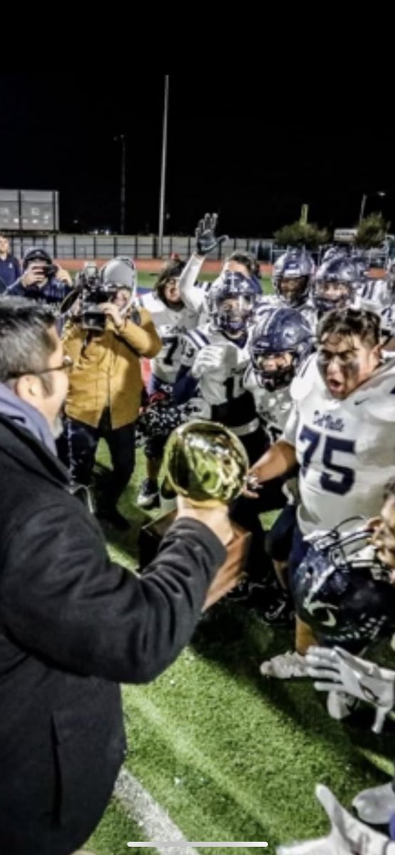 National Principals day!!! Thank you to our fearless leader for all your hard work and dedication @IvanCedilloYISD #OFOD <a href="/DVFootballOFOD/">Del Valle Football</a> <a href="/DVHSYISD/">Del Valle HighSchool</a> <a href="/DVHS_Athletics/">Del Valle High School Athletics</a>