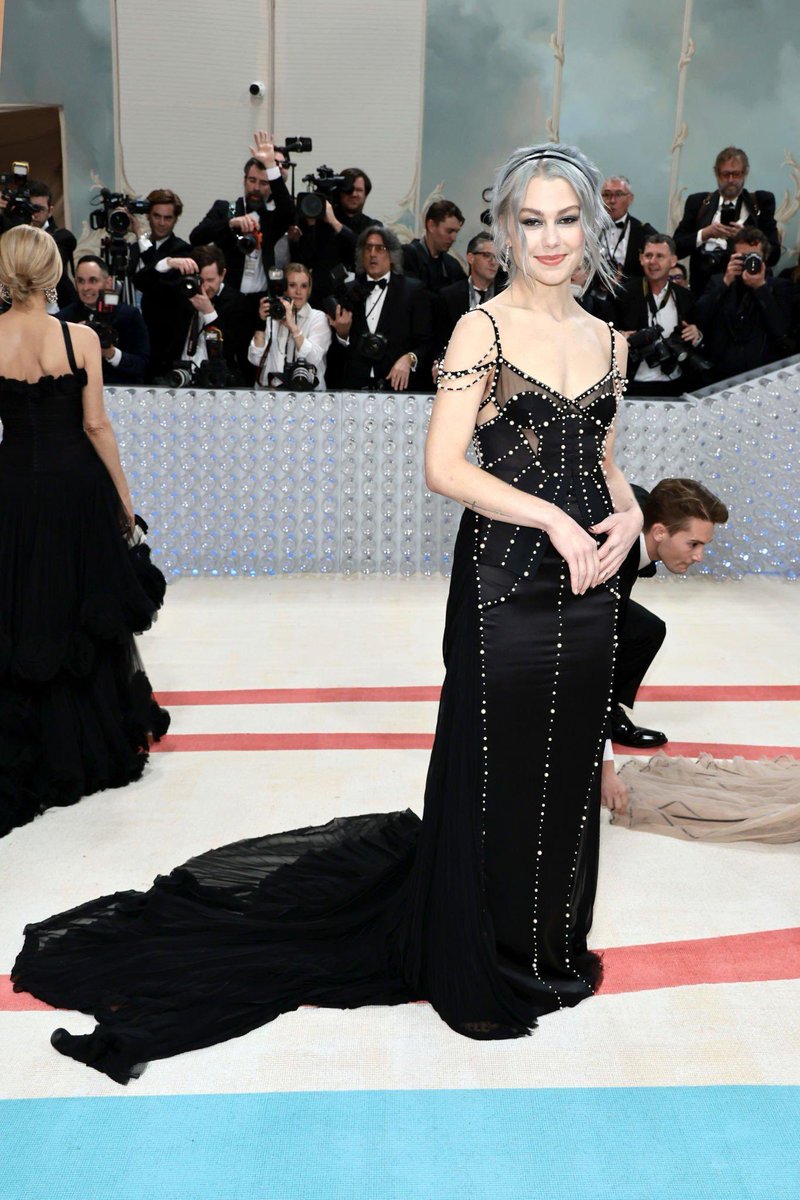 Phoebe Bridgers at #MetGala