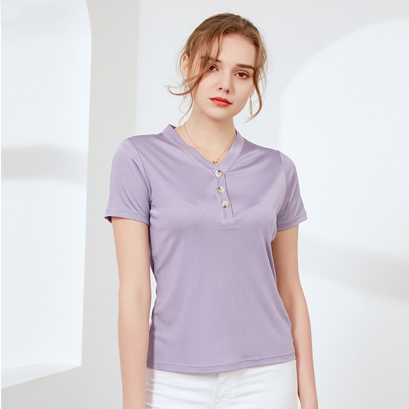 This V-neck mulberry silk T-shirt is an excellent choice for those who want to look stylish and stay comfortable.

#allformetoday #womenfashion #womenclothing #summerstyle #newarrivals2023 #springwears #spring2023fashion #fashion #like #trend #tshirts