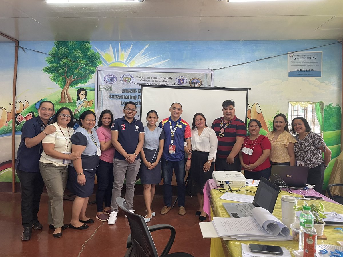 mariaemarr's tweet image. Oral Defense, done! 😭
Ty, Lord! 🙏🏻🤍

#gradwaiting