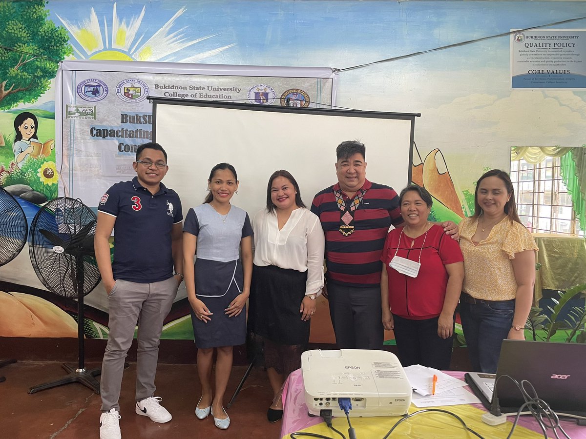 mariaemarr's tweet image. Oral Defense, done! 😭
Ty, Lord! 🙏🏻🤍

#gradwaiting