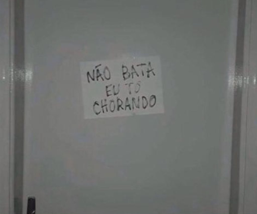 peusaantos's tweet photo. oficialmente começamos a semana galera https://t.co/RSgJikbTxO