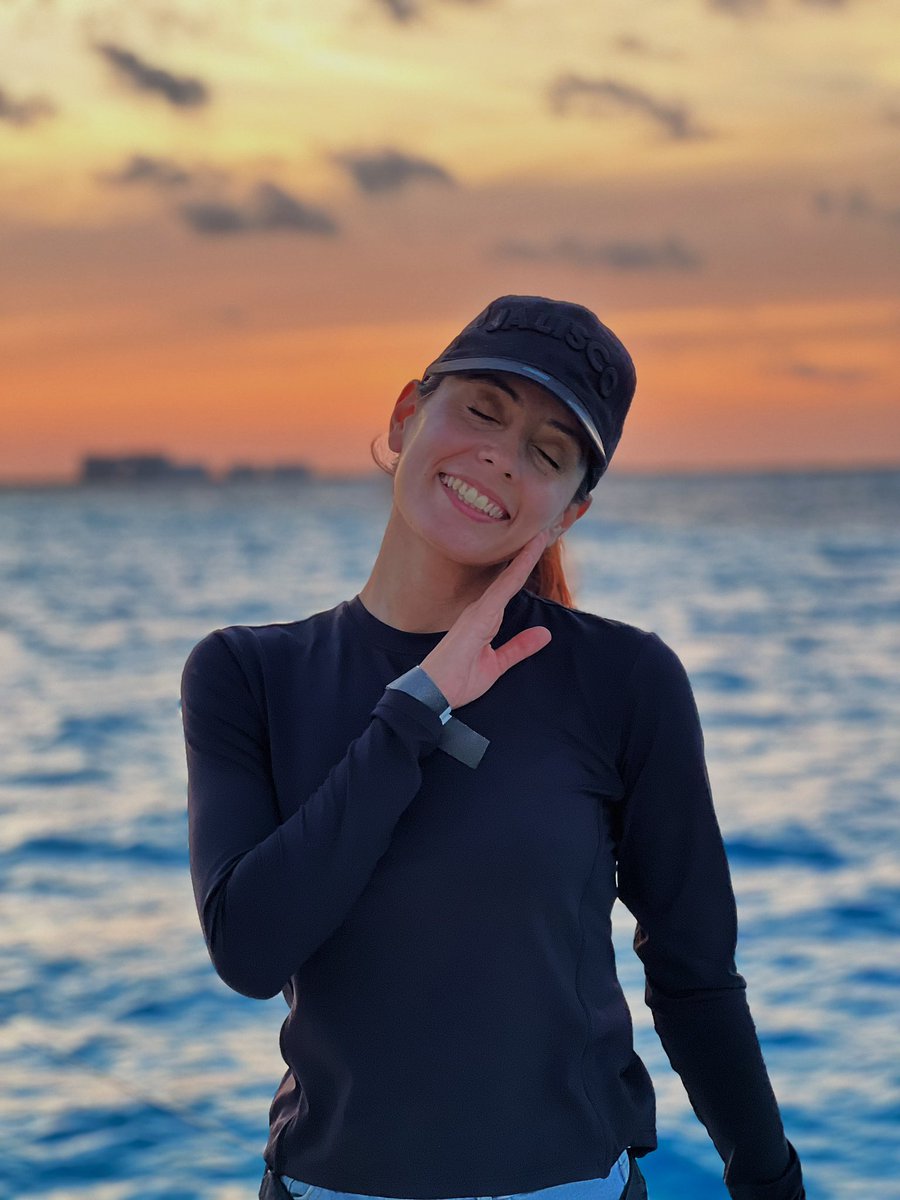 Ferrebollo21's tweet photo. Voy a curarte el alma en duelo
Voy a dejarte como nuevo
Y todo va a pasar
Pronto verás el sol brillar
Tú, más que nadie, mereces ser feliz ✨ https://t.co/2lDc4YhzIT