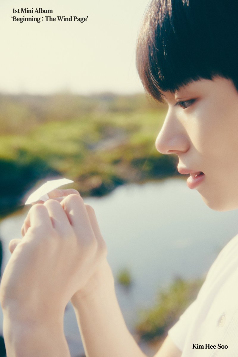 officialTheWind's tweet photo. 더윈드 (The Wind) 1st Mini Album
[Beginning : The Wind Page]
Image Teaser | Youth Ver.
'김희수 (Kim Hee Soo)'

2023.05.15 MON 6PM (KST)

#더윈드 #THEWIND #The_Wind
#김희수 #KIMHEESOO
#beginningthewindpage #island #ISLAND #아일랜드 https://t.co/hecCzdqGgM