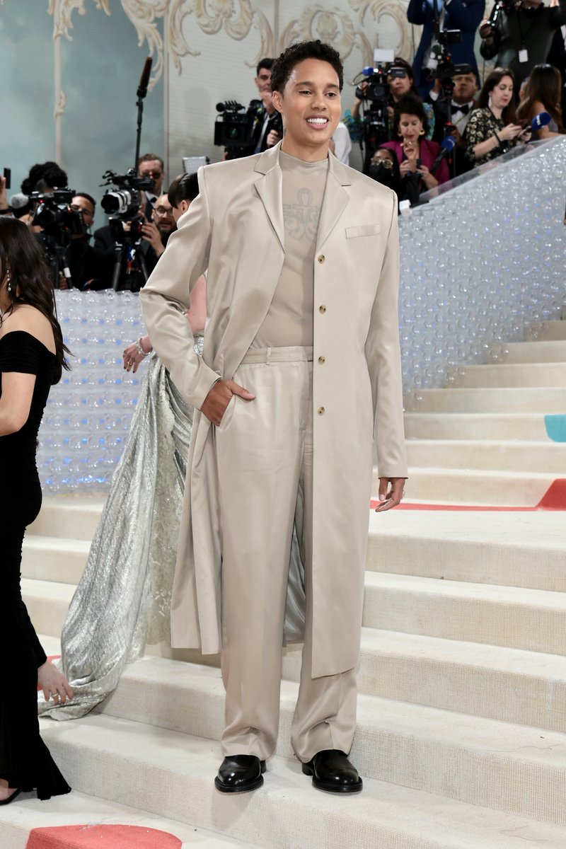 BleacherReport's tweet photo. Stars showed out at the #MetGala 🤩

Who had the best fit? 👀 https://t.co/rSEXa2yNkZ