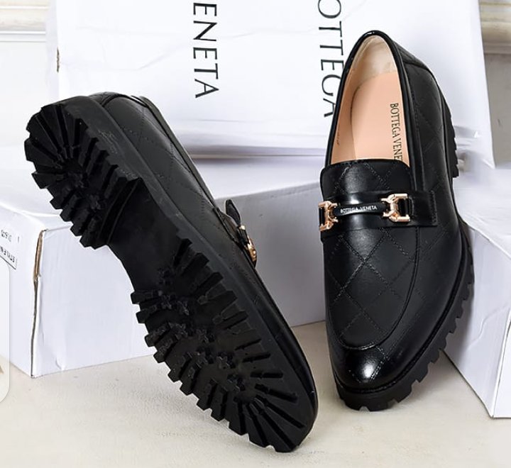 kee375030's tweet photo. Tell your friends about our shoes. Durable and affordable https://t.co/Rt7c72392K