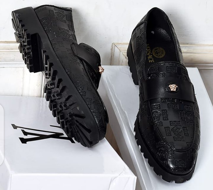 kee375030's tweet photo. Tell your friends about our shoes. Durable and affordable https://t.co/Rt7c72392K