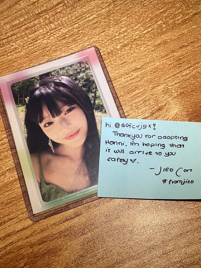 2460ksn_'s tweet photo. 「 happy mail 」

♡ #sofcvmails
☆ #fromjieo

hii, @jieocart ! received hanni tinkerbell safely ^^ tysm for the freebies and fast transaction !

till our next? >< https://t.co/ODI3IdjBJK