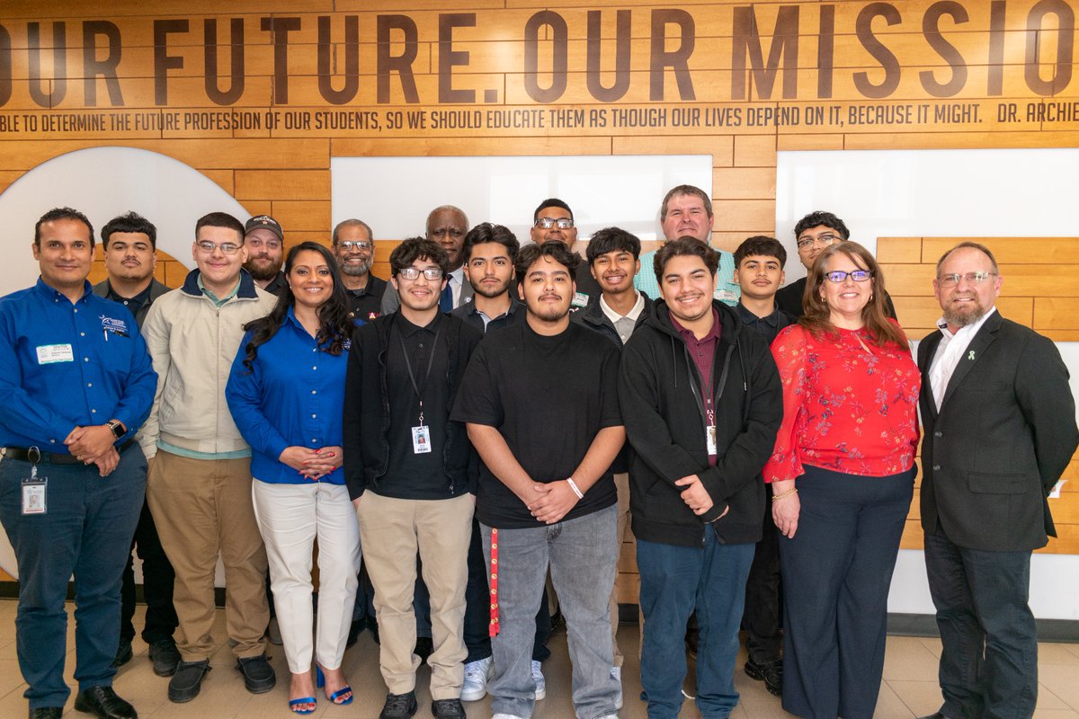 Decision Day 2023🎉Congrats to these Machining Seniors! They’re college and career ready with a Full Scholarship at Lone Star College-North Harris &amp; job at National Oilwell Varco 🎓 <a href="/BlansonCTEHS/">Blanson CTE HS</a> <a href="/CTEHS_Seniors/">Blanson CTE Seniors</a> <a href="/SplendoraISD/">Splendora ISD</a> <a href="/AldineISD/">Aldine ISD</a> <a href="/LSCNorthHarris/">LSC-North Harris</a>