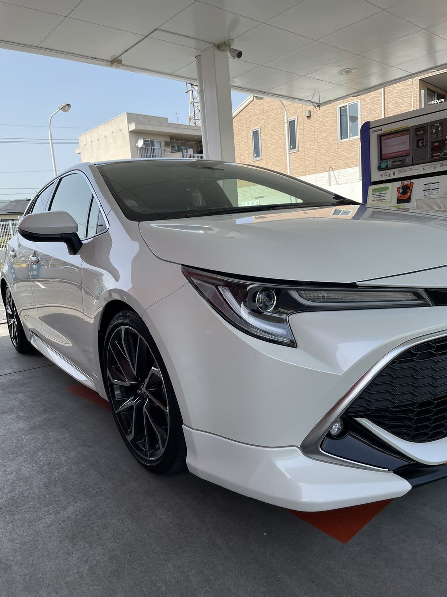 cosmo_renofa's tweet photo. おはよぉーございます✨
昨日のコーティング。
この艶と水弾きはエグい!!
キレイな車は気持ちがいいですね(๑•̀ㅁ•́ฅ✨
さぁちょっと出かけてこよーーっと🏎💨💨💨
#Freshkeeper
#keepercoating https://t.co/7q6YhII8Ck
